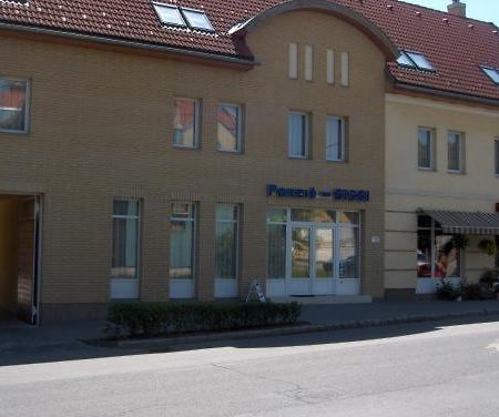 Panzio Sissi Hotel Godollo Luaran gambar